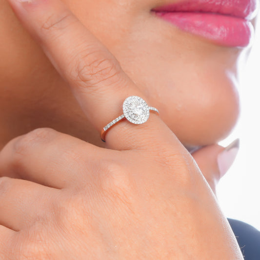 Elegant Diamond Ring